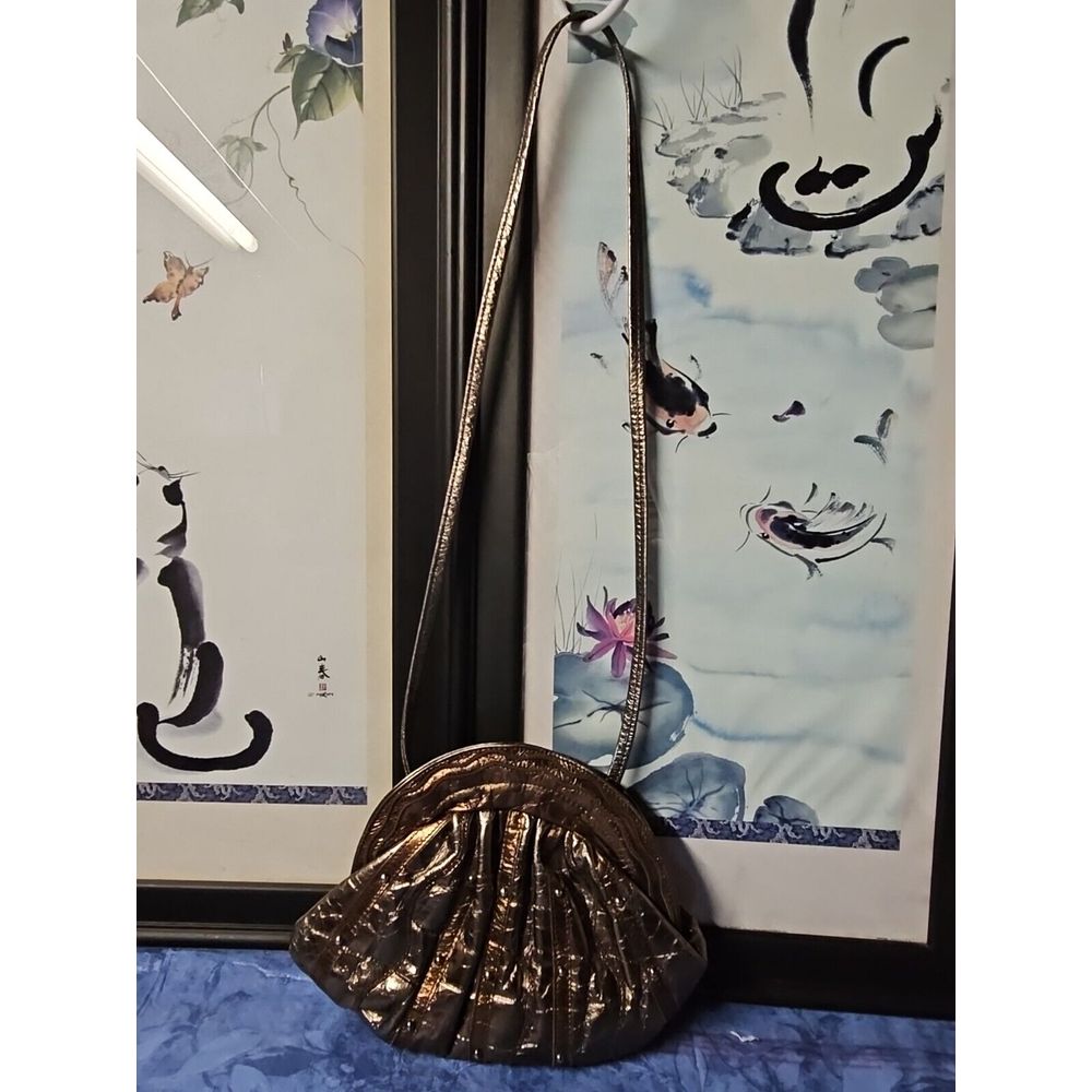 Vintage Rare Chic Bronze Metallic Retro Flap Beaded Leather Crossbody Clutch